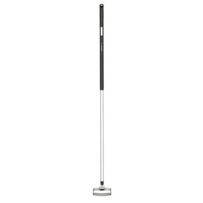 Тяпка Fiskars Xact 135 мм 1027042